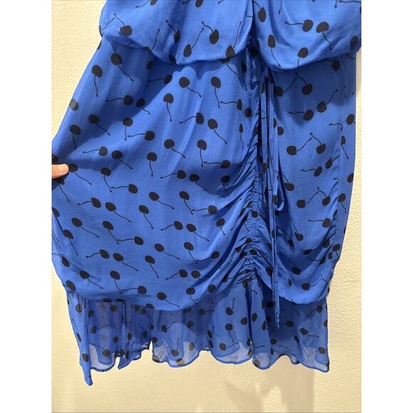 Karina Grimaldi Dress Women’s Size 4 Blue Black Cherry Print Ruched FLAWED - Picture 3 of 16